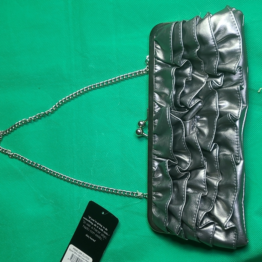 Ladies Purse 👛 - Picture 2 of 7